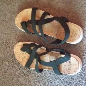 Cute, comfy sandals, size 8.5 womens